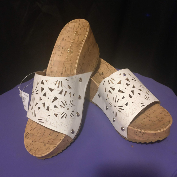 Montego Bay Club Shoes - NWT Montego Bay Club Wedges (white)